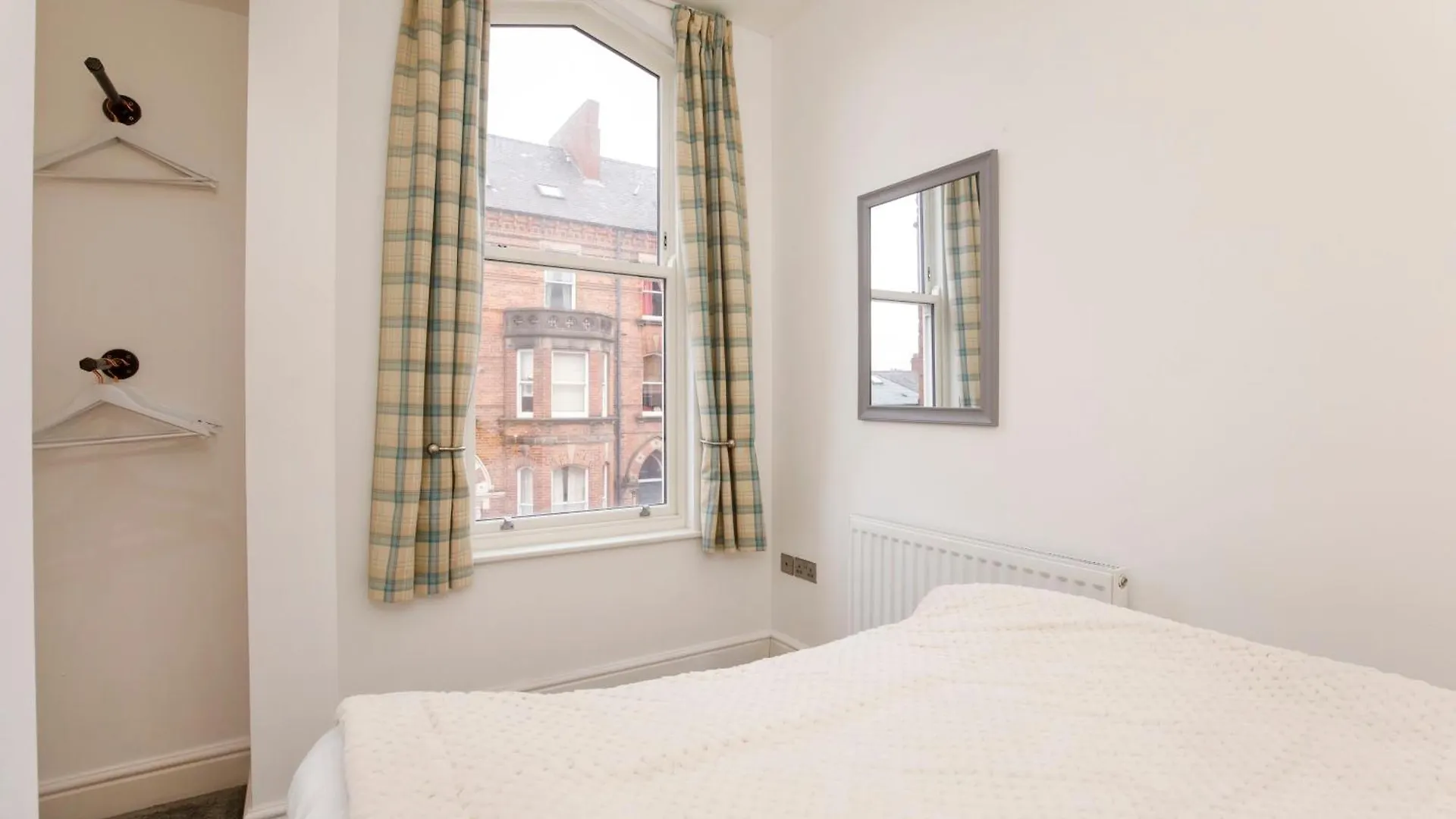 Apartment 5 The Keyes With Free Parking York